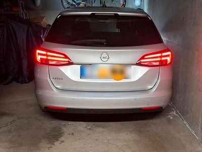 Silber Gebraucht 2020 Opel Astra Business Elegance Kombi | 13.100 € (Fairer Preis)