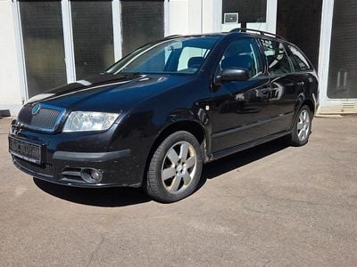 Usata Skoda Fabia 75 CV (55 kW) 2005 Nero Station wagon