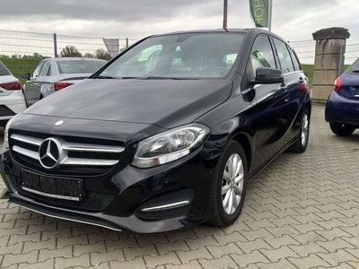 Gebraucht Mercedes B180 109 PS (80 kW) 2015 Schwarz Van / Kleinbus