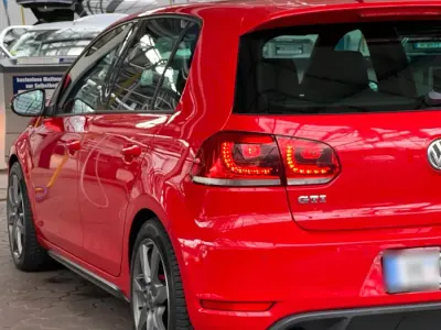 Gebraucht VW Golf VI GTI 211 PS (155 kW) 2010 Rot Kleinwagen