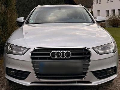 Gebraucht Audi A4 150 PS (110 kW) 2014 Silber Kombi