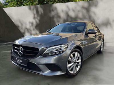 Gebraucht Mercedes C300 Avantgarde 258 PS (189 kW) 2018 Grau Limousine