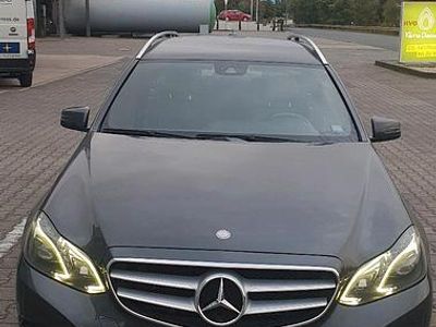Mercedes E220