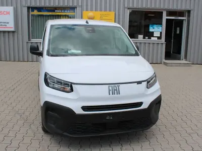 Neu Fiat Doblò 110 PS (80 kW) 2026 Weiß Van / Kleinbus