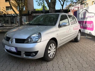 Gebraucht Renault Clio II Campus 58 PS (42 kW) 2009 Silber Limousine