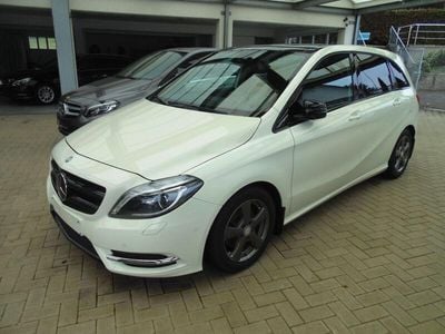 Mercedes B200