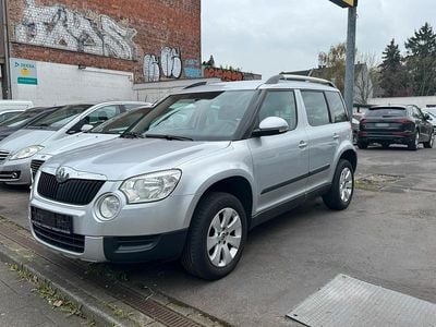 Second-hand Skoda Yeti 110 CP (80 kW) 2010 Argintiu SUV