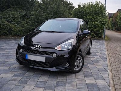 Schwarz Gebraucht 2017 Hyundai i10 Kleinwagen | 8.990 € (Fairer Preis)