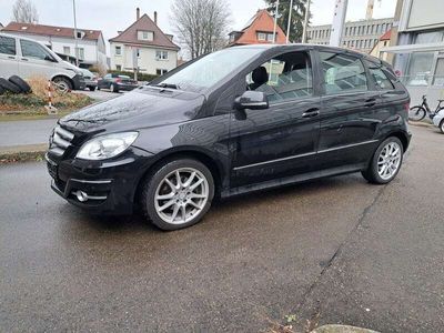 Mercedes B180