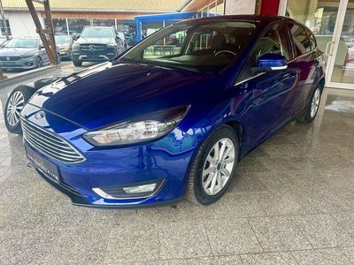 gebraucht Ford Focus Titanium Navi Schiebedach Sommer/Winterrä.