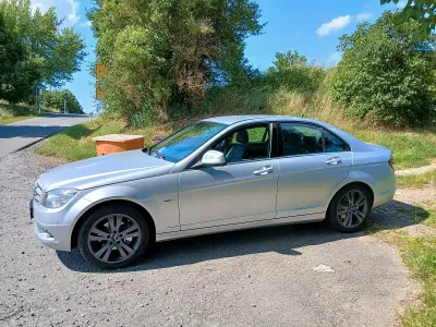 Gebraucht Mercedes C200 Avantgarde 184 PS (135 kW) 2007 Silber Limousine