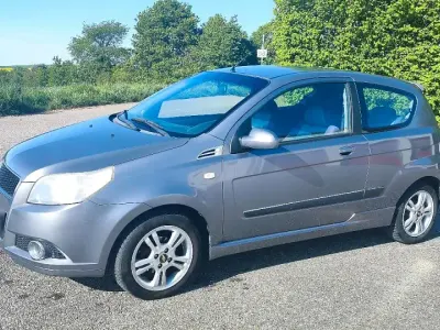 Usata Chevrolet Aveo 101 CV (74 kW) 2008 Grigio Utilitaria