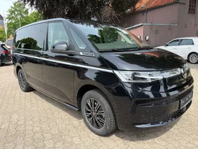 Neu VW Multivan Style 150 PS (110 kW) 2025 Schwarz Van / Kleinbus