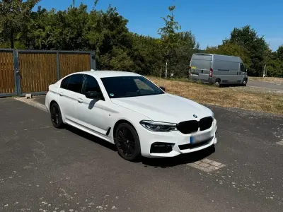 Gebraucht BMW 530e M Sport 252 PS (185 kW) 2019 Weiß Limousine