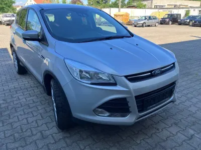Gebraucht Ford Kuga 150 PS (110 kW) 2016 Silber SUV