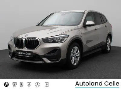 Gebraucht BMW X1 Performance 220 PS (161 kW) 2022 Kaschmirsilber metallica7schwarz SUV