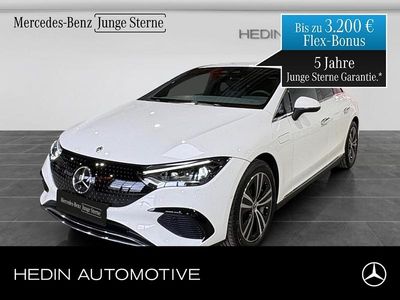 Gebraucht Mercedes EQE300 132 kW (180 PS) 2024 Unilack polarweiß Limousine