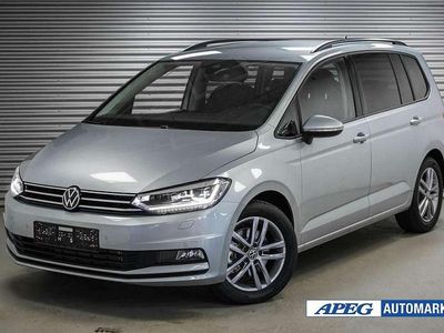 Neu VW Touran 150 PS (110 kW) 2025 Oyster silber Van / Kleinbus