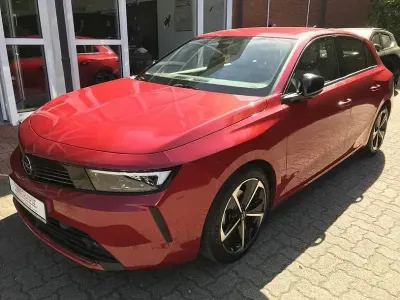 Gebraucht Opel Astra Elegance 131 PS (96 kW) 2023 Rot Kleinwagen