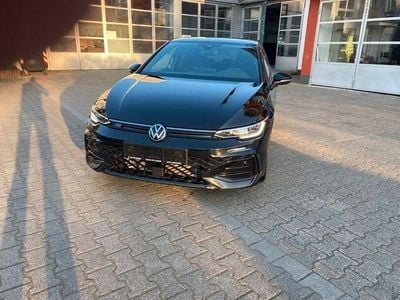 Gebraucht VW Golf VIII R-line 150 PS (110 kW) 2025 Schwarz Limousine