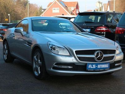 Grau Gebraucht 2015 Mercedes SLK250 Cabrio | 26.900 € (Etwas zu teuer)
