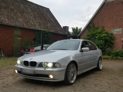 Gebraucht BMW 525 192 PS (141 kW) 2003 Silber Limousine