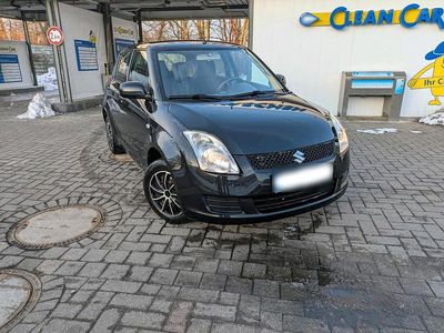 Gebraucht Suzuki Swift 92 PS (67 kW) 2010 Schwarz Kleinwagen