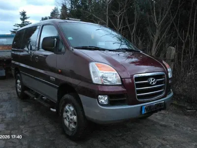 Brugt Hyundai H-1 140 HK (102 kW) 2006 Rød MPV