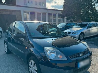 gebraucht Ford Fiesta 1.3 TÜV neu