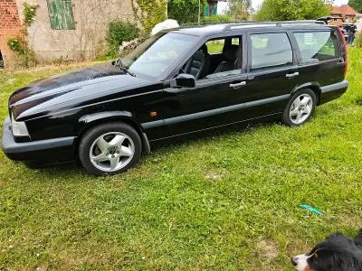Gebraucht Volvo 850 140 PS (102 kW) 2026 Schwarz Kombi