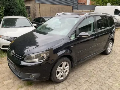 Gebraucht VW Touran Life 105 PS (77 kW) 2013 Schwarz Van / Kleinbus