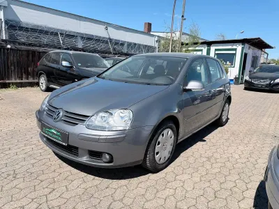Usata VW Golf V Goal 102 CV (75 kW) 2007 Grigio Utilitaria
