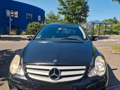 Gebraucht Mercedes R350 272 PS (200 kW) 2006 Schwarz Van / Kleinbus