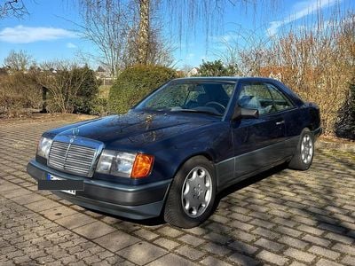 Blau Gebraucht 1988 Mercedes 230 Coupé | 11.900 €