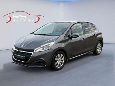 Gebraucht Peugeot 208 Active 102 PS (75 kW) 2019 Grau Kleinwagen