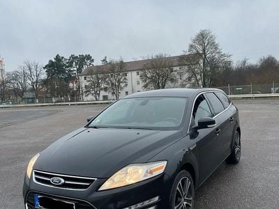 Schwarz Gebraucht 2011 Ford Mondeo Titanium Kombi | 2.990 € (Fairer Preis)