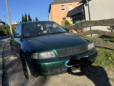 Gebraucht Audi A4 125 PS (91 kW) 1998 Limousine