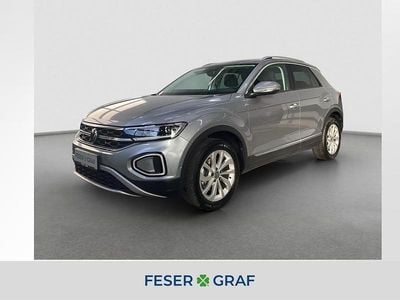 Pyritsilber metallic Gebraucht 2023 VW T-Roc Style SUV | 26.880 € (Guter Preis)