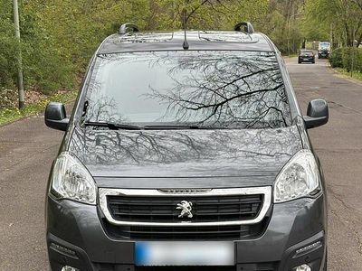 Usata Peugeot TePee 120 CV (88 kW) 2015 Grigio Monovolume