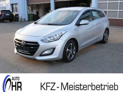 gebraucht Hyundai i30 blue Trend