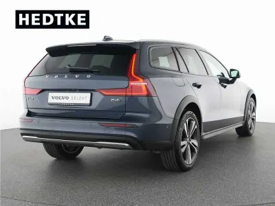 Gebraucht Volvo V60 CC 145 PS (106 kW) 2024 Kombi