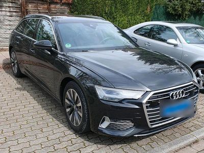 Grau Gebraucht 2019 Audi A6 Sport Kombi | 32.990 €