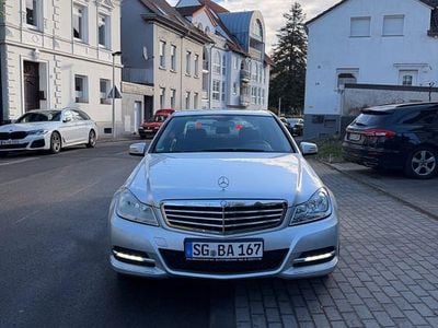 Gebraucht Mercedes C180 156 PS (114 kW) 2012 Silber Limousine