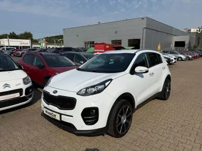 Gebraucht Kia Sportage Spirit 132 PS (97 kW) 2016 Weiß SUV