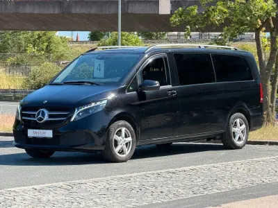 Gebraucht Mercedes V250 190 PS (139 kW) 2023 Schwarz Van / Kleinbus