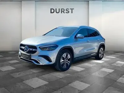 Usata Mercedes GLA200 177 CV (130 kW) 2024 Argento SUV