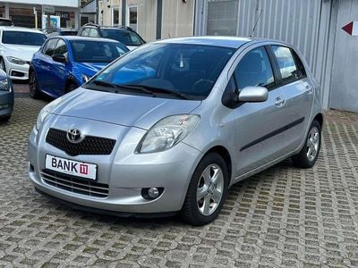 Second-hand Toyota Yaris Executive 87 CP (63 kW) 2008 Argintiu Hatchback