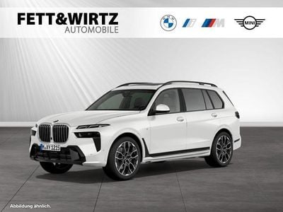 Gebraucht BMW X7 M Sport 352 PS (258 kW) 2025 Mineralweiß metallic SUV