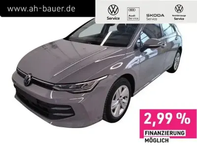 Gebraucht VW Golf VIII Life 116 PS (85 kW) 2025 Grau Limousine