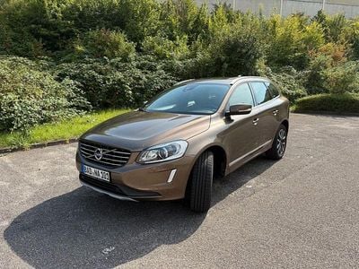 Usata Volvo XC60 Linje Inscription 245 CV (180 kW) 2016 Marrone SUV